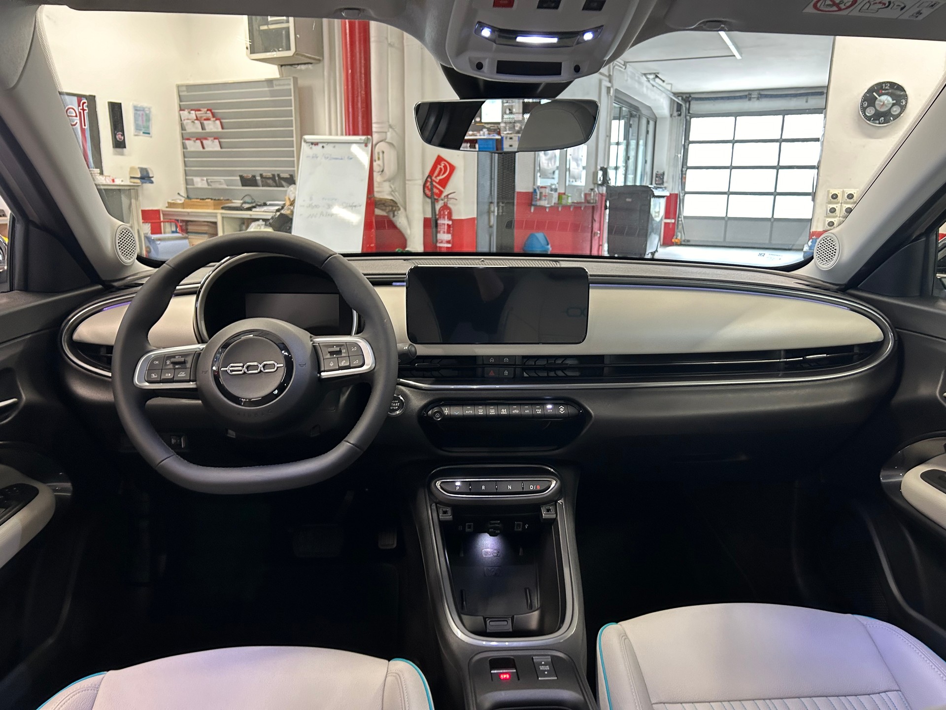 FIAT 600e La Prima-image-9