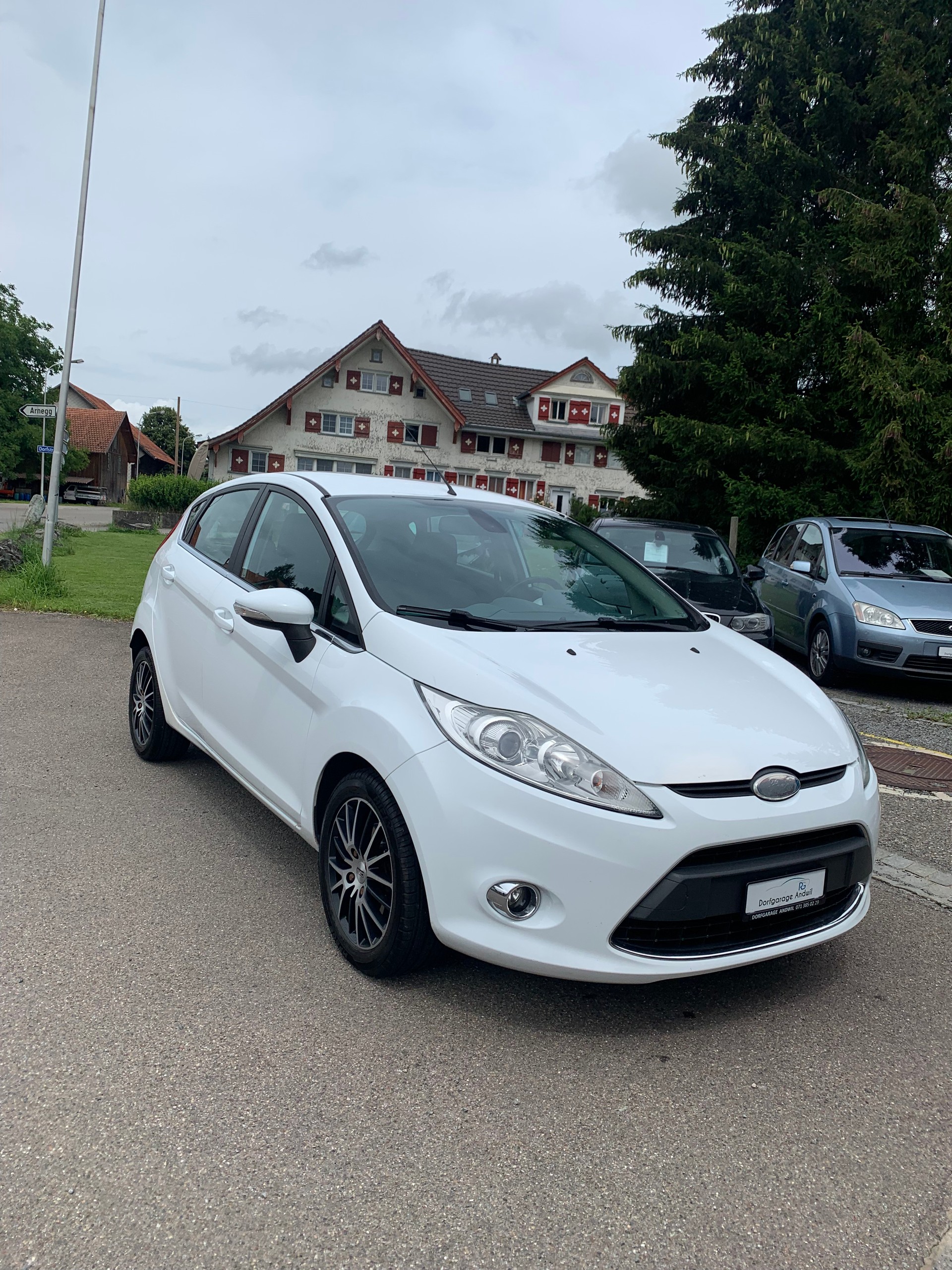 FORD Fiesta 1.6 i-image-4