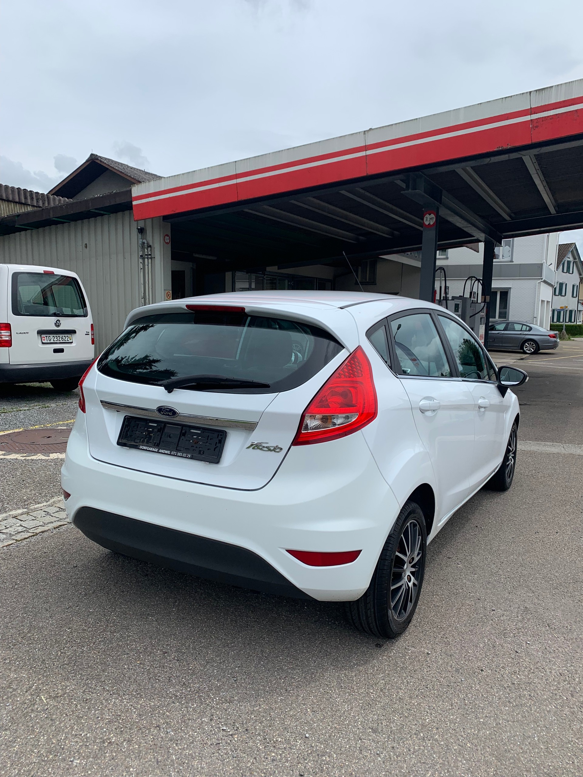 FORD Fiesta 1.6 i-image-3