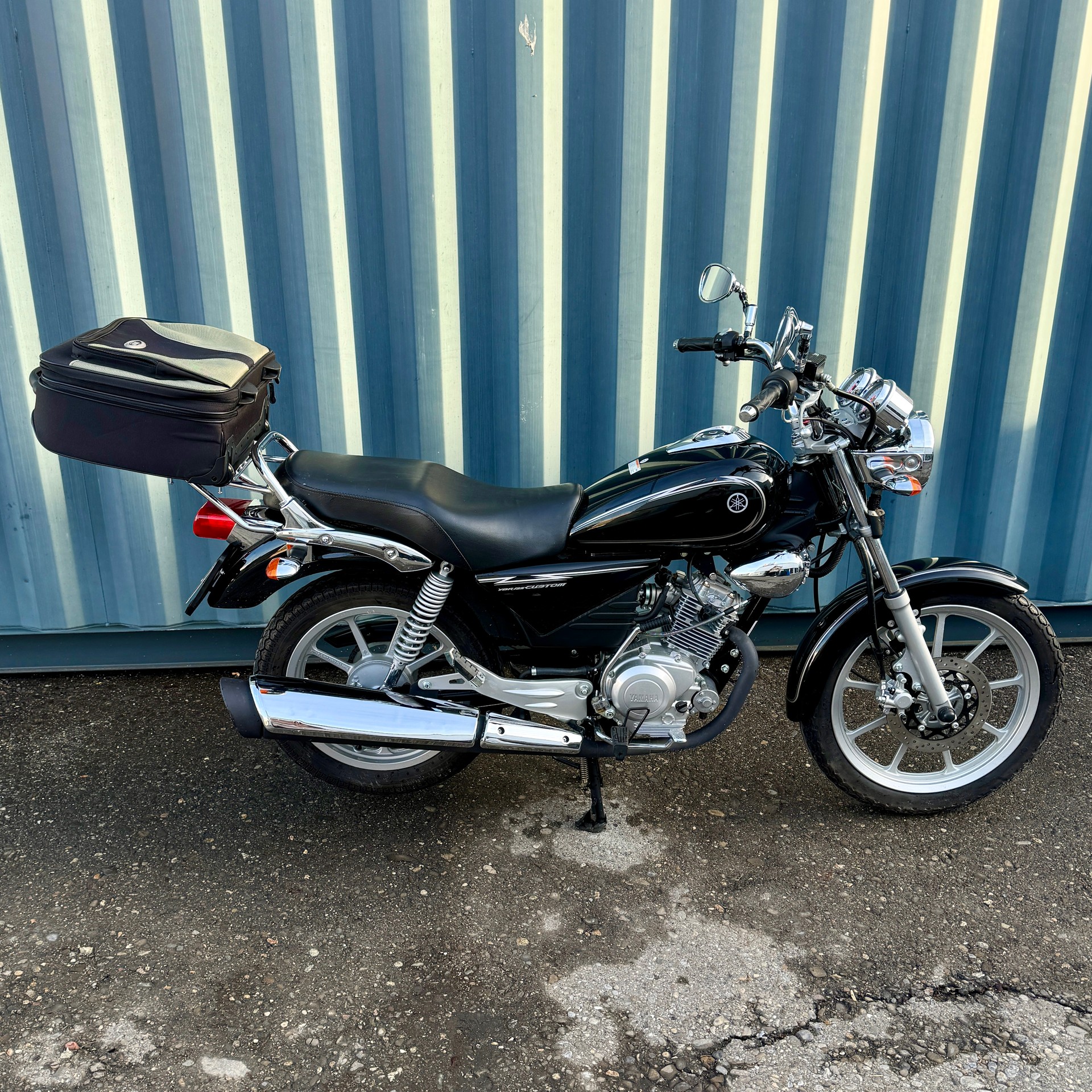 YAMAHA YS 125-image-4