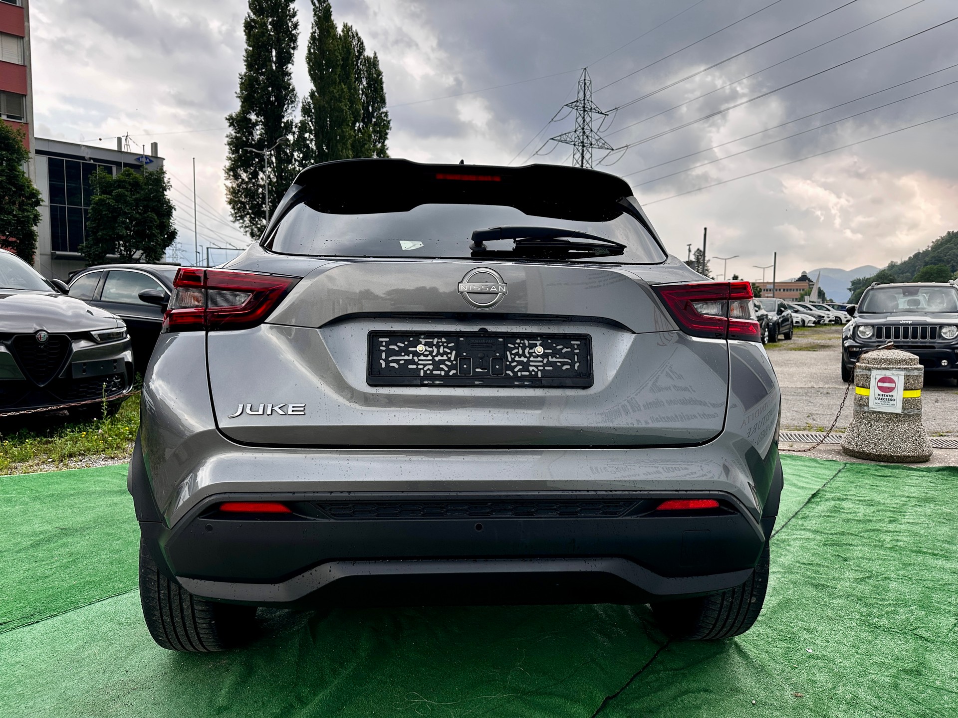 NISSAN Juke 1.0 DIG-T N-Connecta DCT-image-5