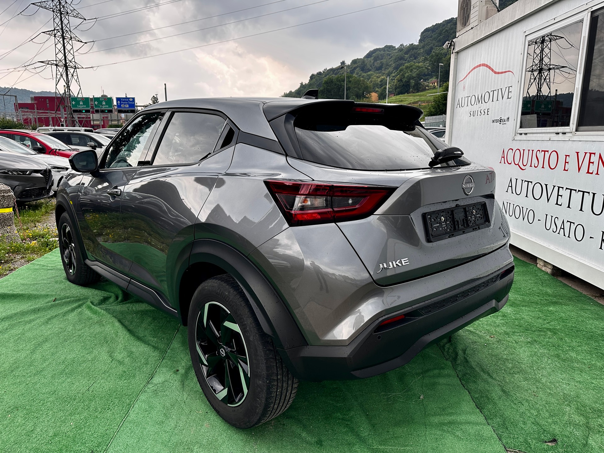 NISSAN Juke 1.0 DIG-T N-Connecta DCT-image-3