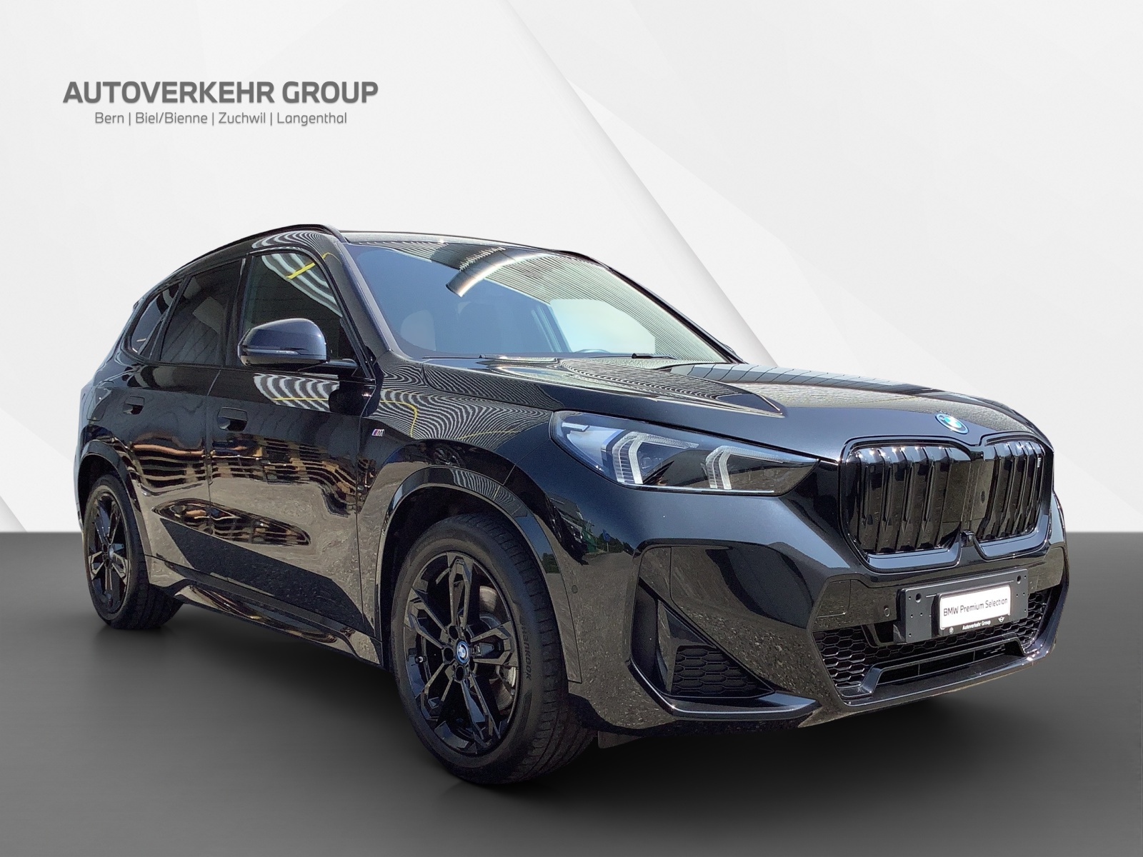 BMW iX1 xDrive 30 M Sport-image-7