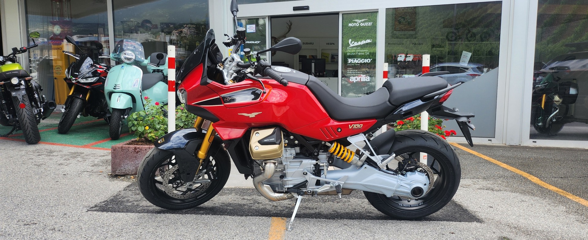 MOTO GUZZI V100 Mandello Wind Tunnel E5+-image-3