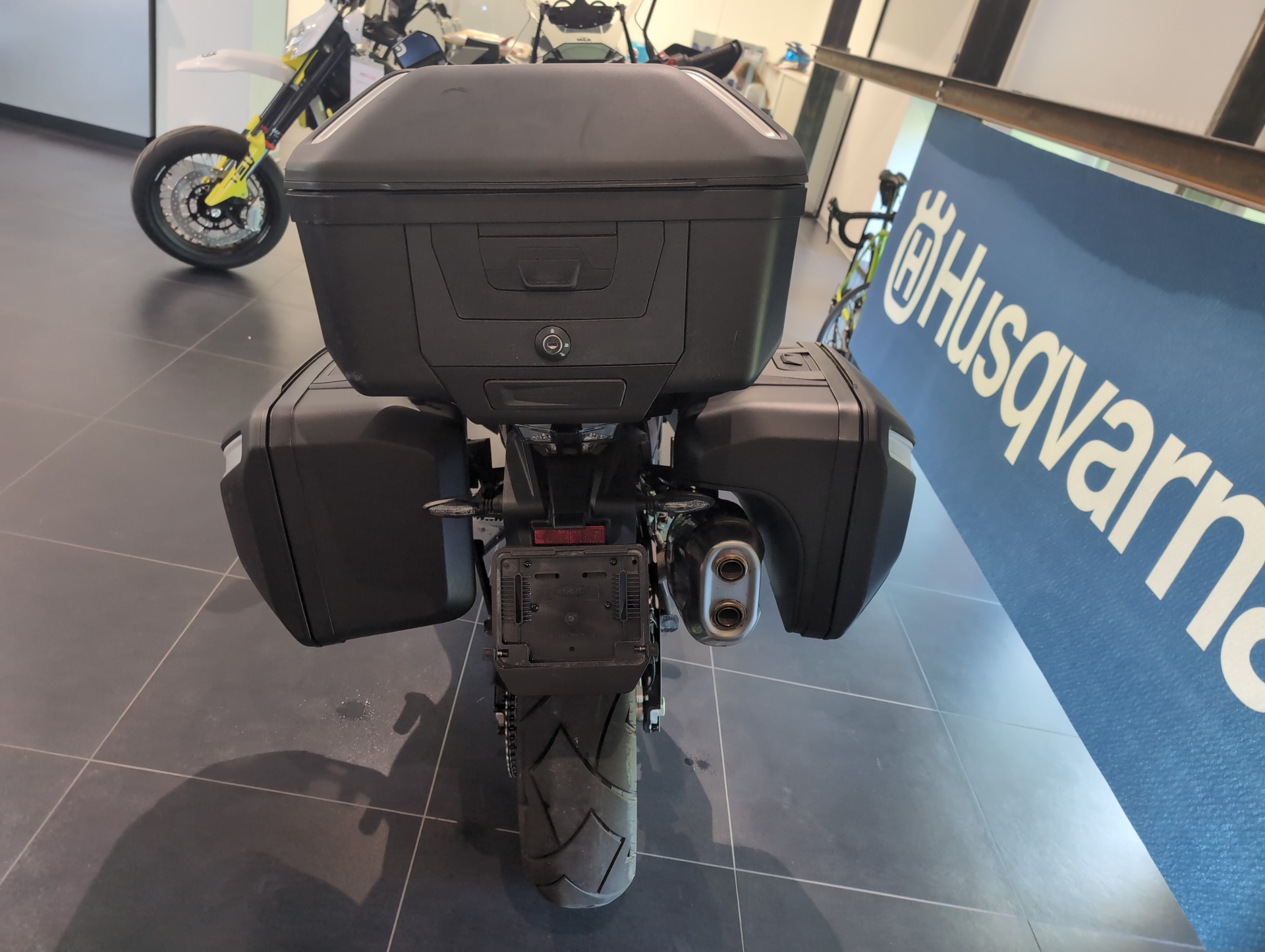 KTM 1290 Super Adventure S-image-8