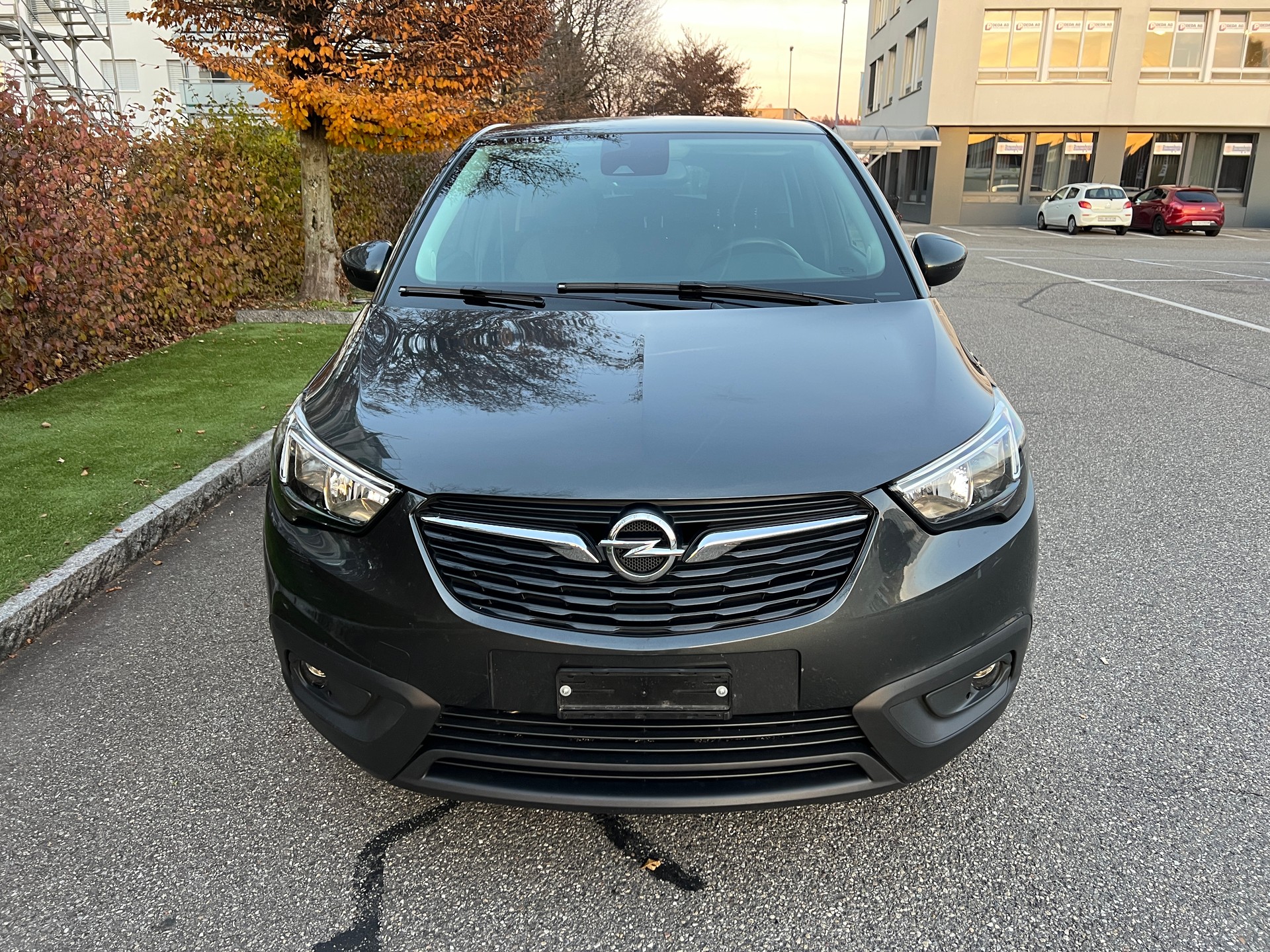 OPEL Crossland X 1.2i TP Enjoy Automatik-image-1