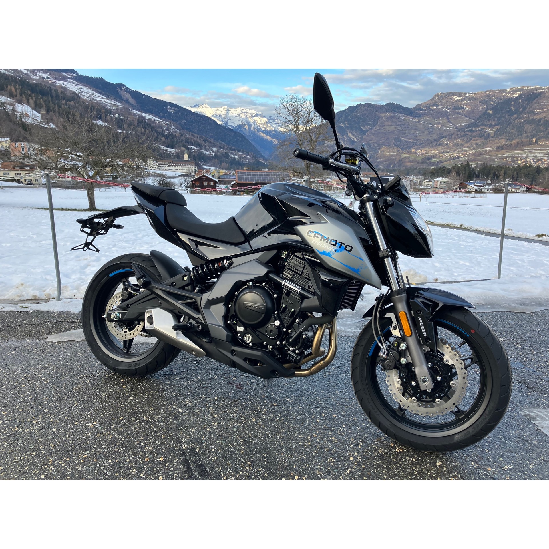 CF MOTO 650NK-image-4