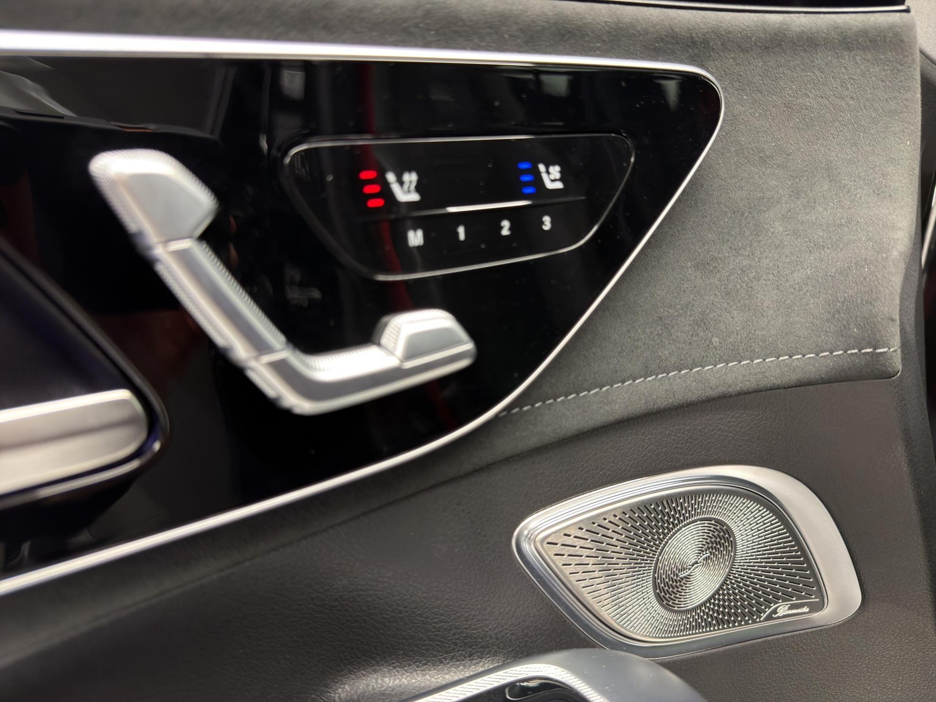 MERCEDES-BENZ EQE 43 AMG 4Matic SUV-image-13