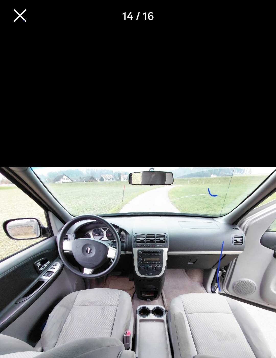 PONTIAC Montana-image-10