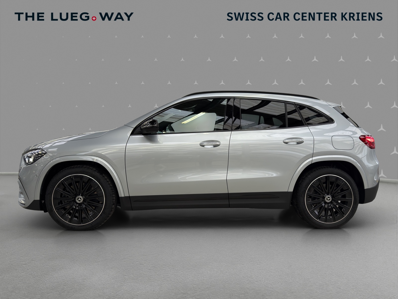 MERCEDES-BENZ GLA 250 4M - SwissStar / DISTRONIC / 360 Grad Kamera / AHK / Multibeam LED-image-1