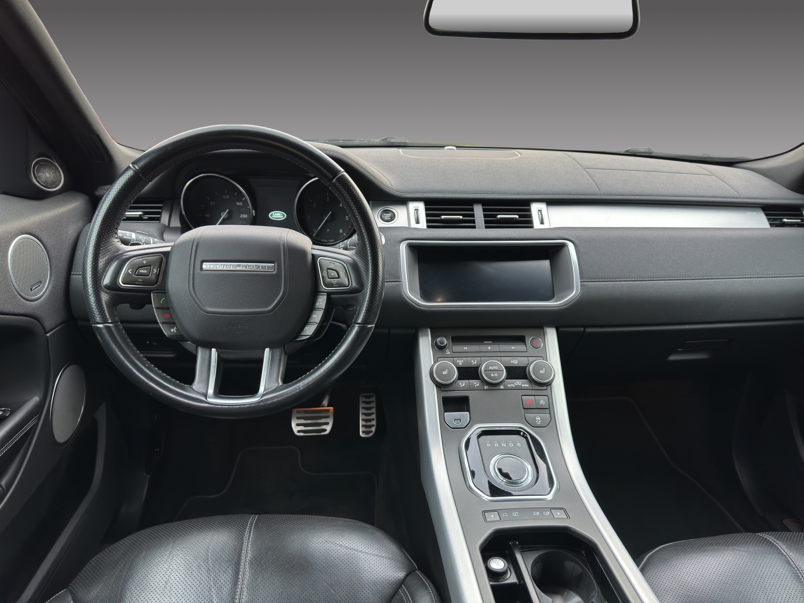 LAND ROVER Range Rover Evoque 2.0 TD4 SE Dynamic AT9-image-9