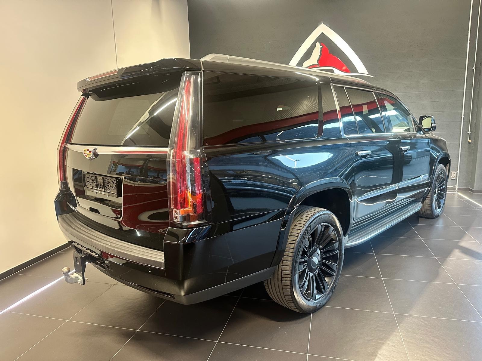 CADILLAC Escalade 6.2 Premium Automatic-image-6