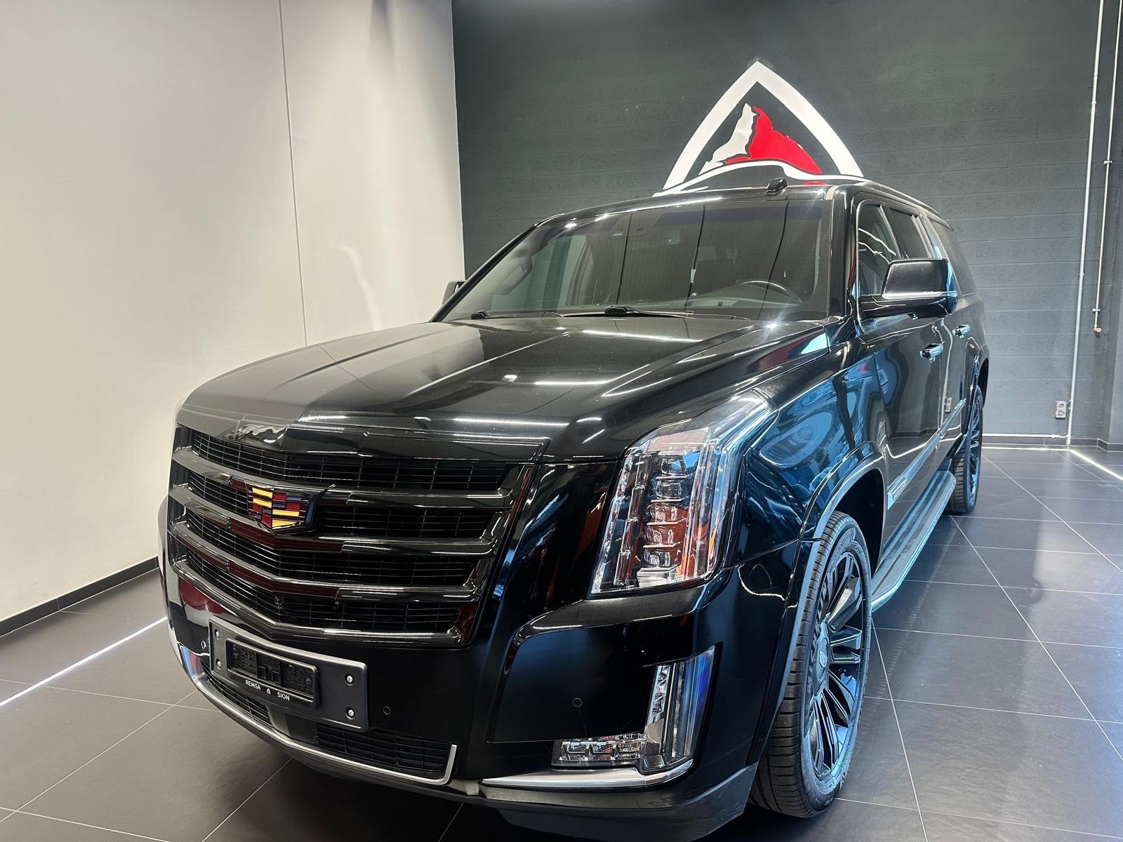 CADILLAC Escalade 6.2 Premium Automatic-image-1