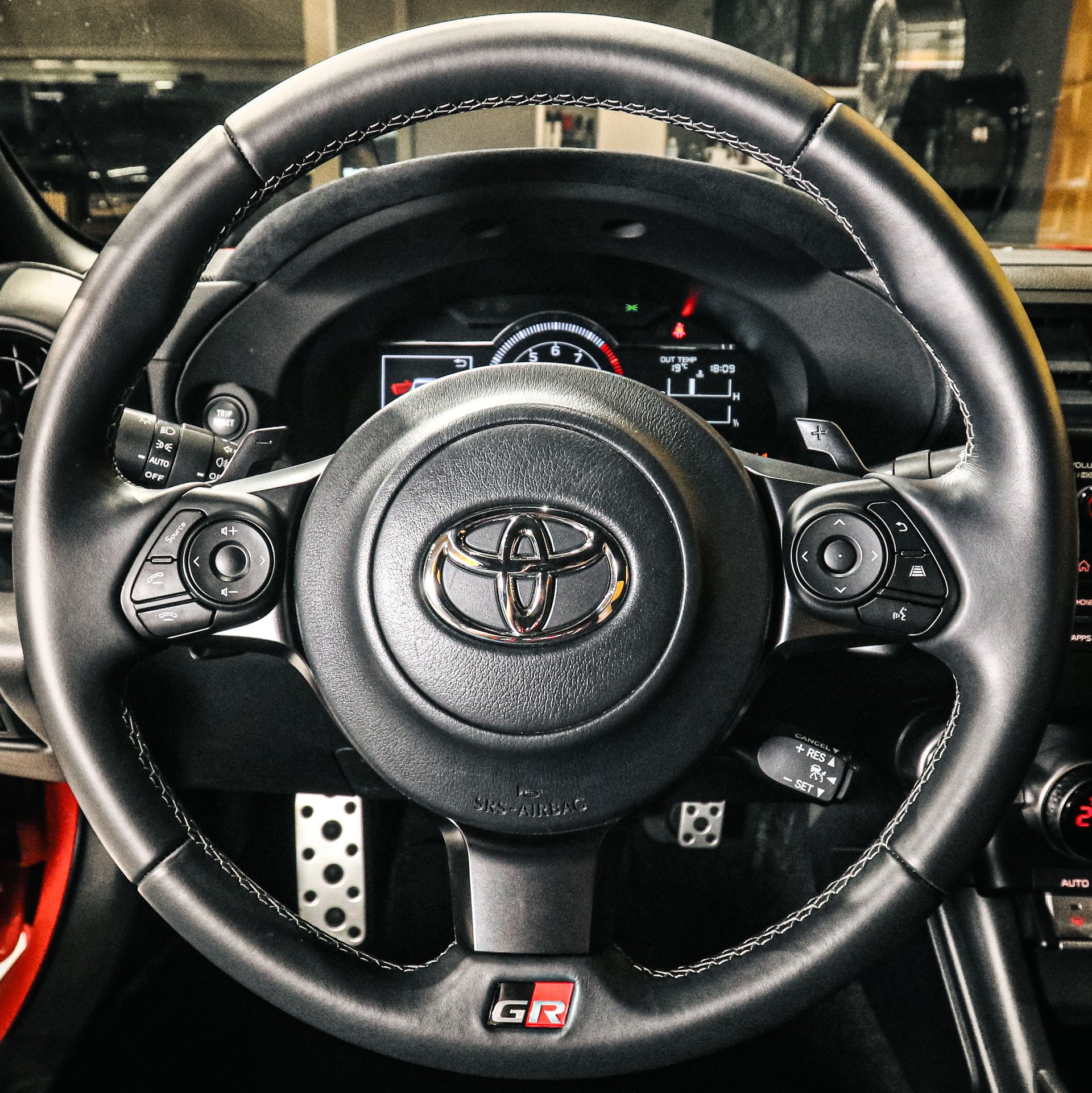 TOYOTA GR 86 2.4 Sport+ Automatic-image-12