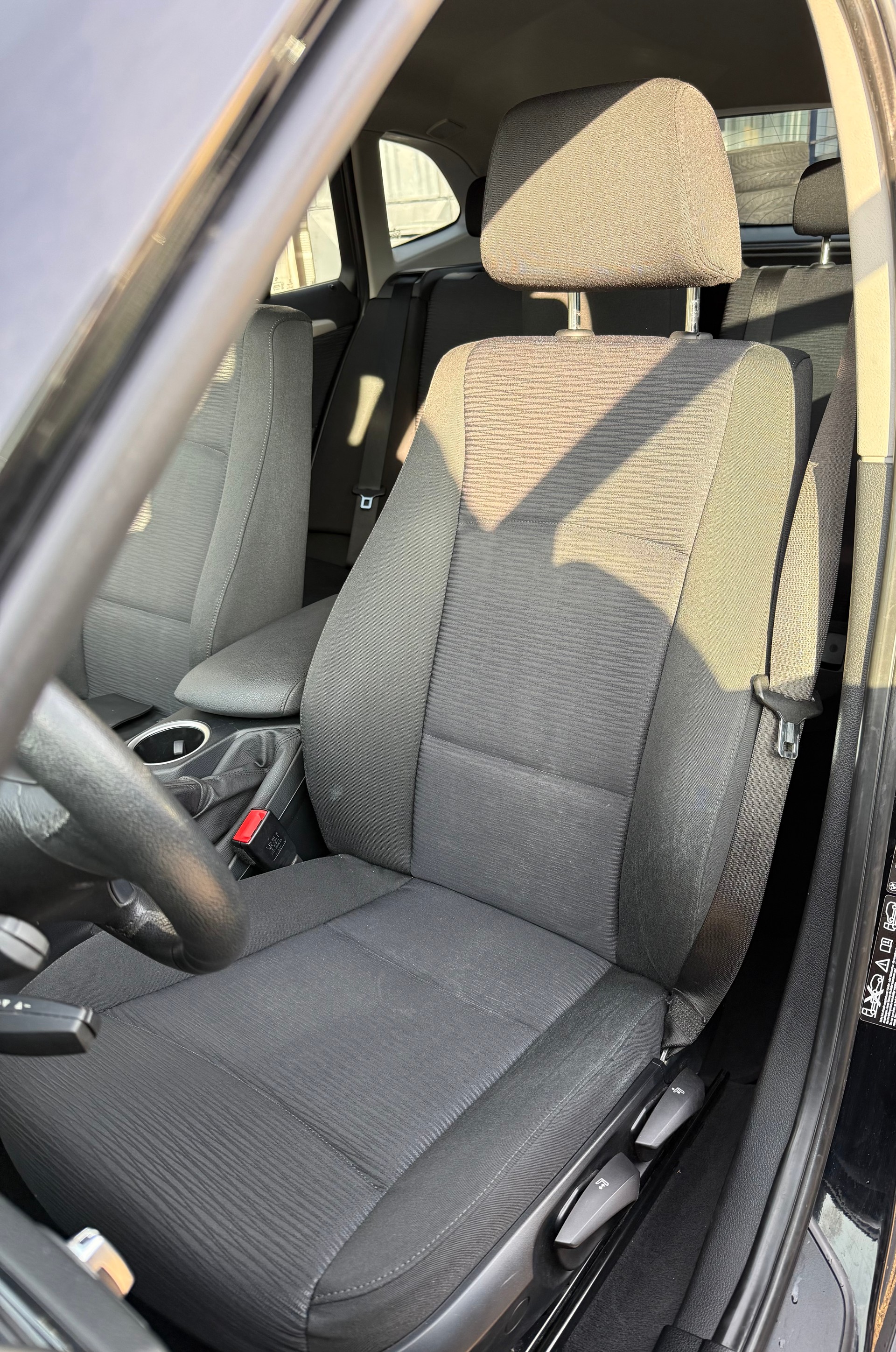 BMW X1 xDrive 20i-image-7
