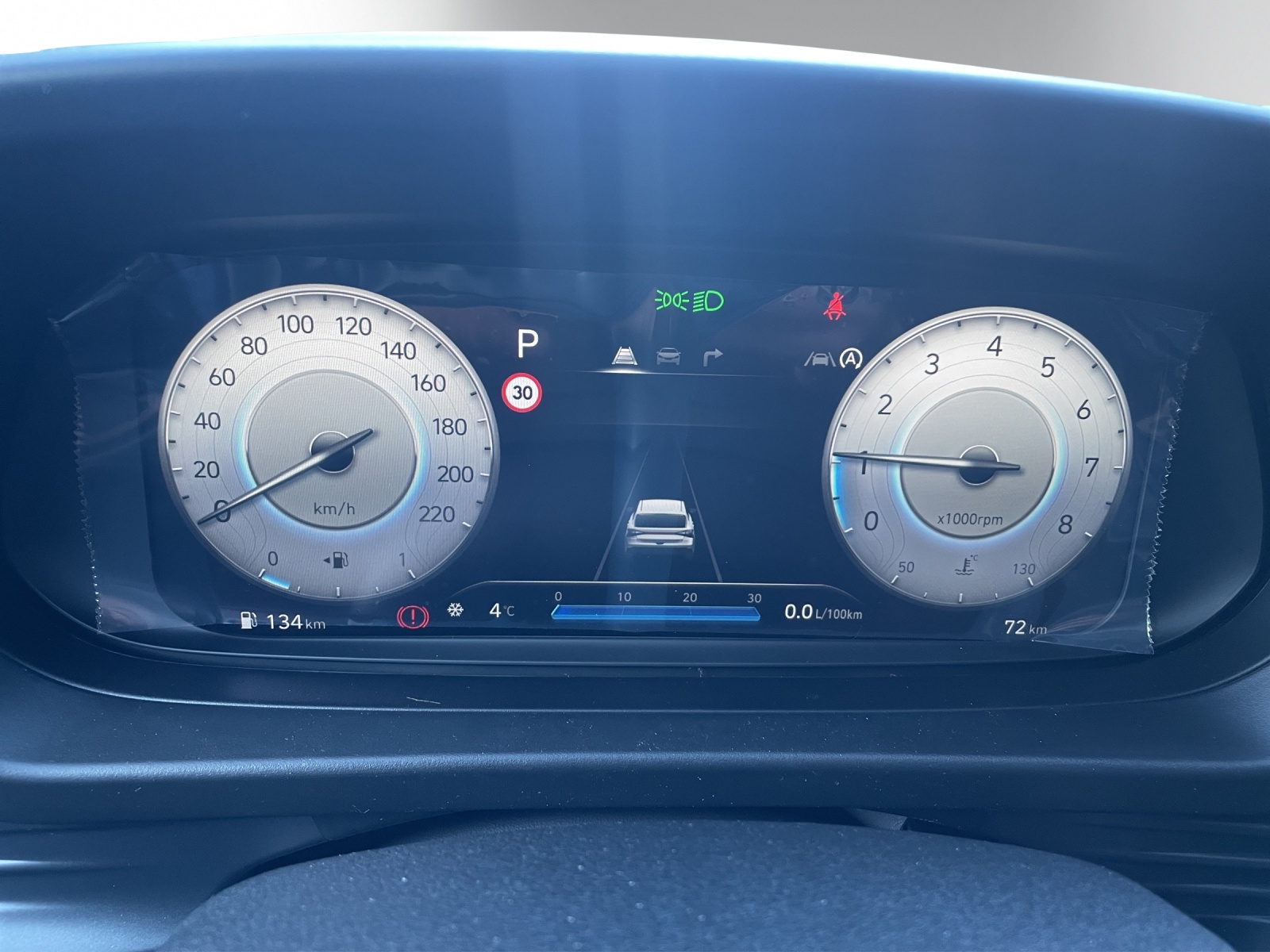 HYUNDAI i20 1.0 T-GDi Amplia DCT-image-11