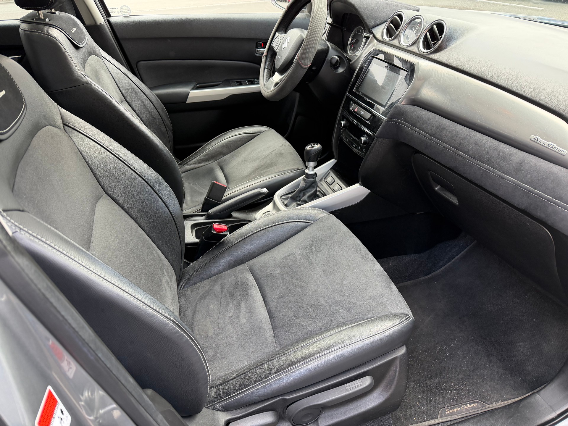SUZUKI Vitara 1.6 TD Sergio Cellano Top-image-9