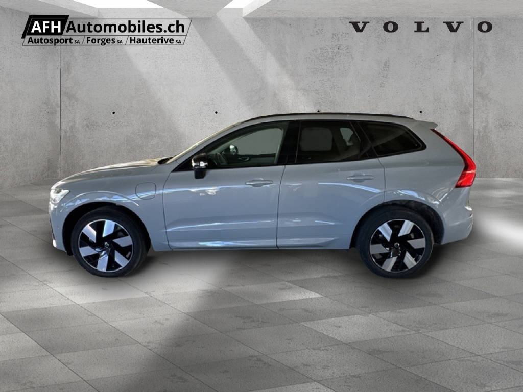 VOLVO XC60 2.0 T6 TE Ultimate Dark eAWD-showroom-element-1
