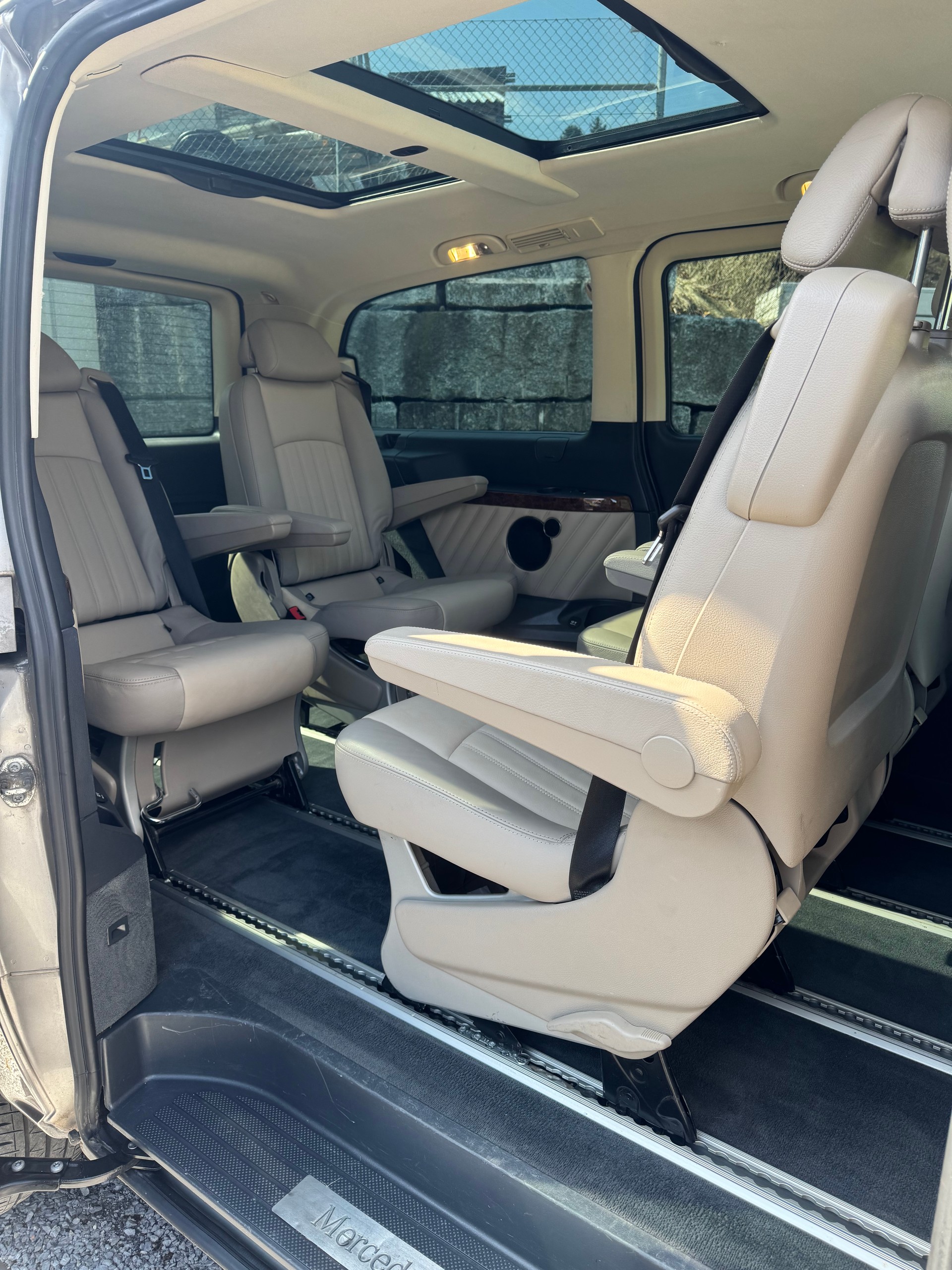 MERCEDES-BENZ Viano 2.2 CDI Blue Eff. Trend Ed. EL 4Matic A-image-7