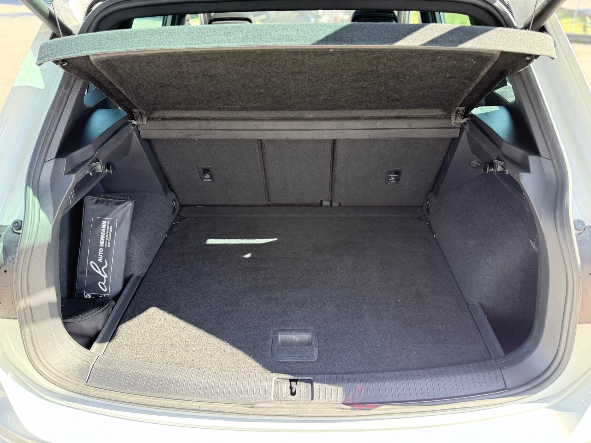 VW Tiguan 2.0 TDI SCR Highline 4Motion DSG-image-13