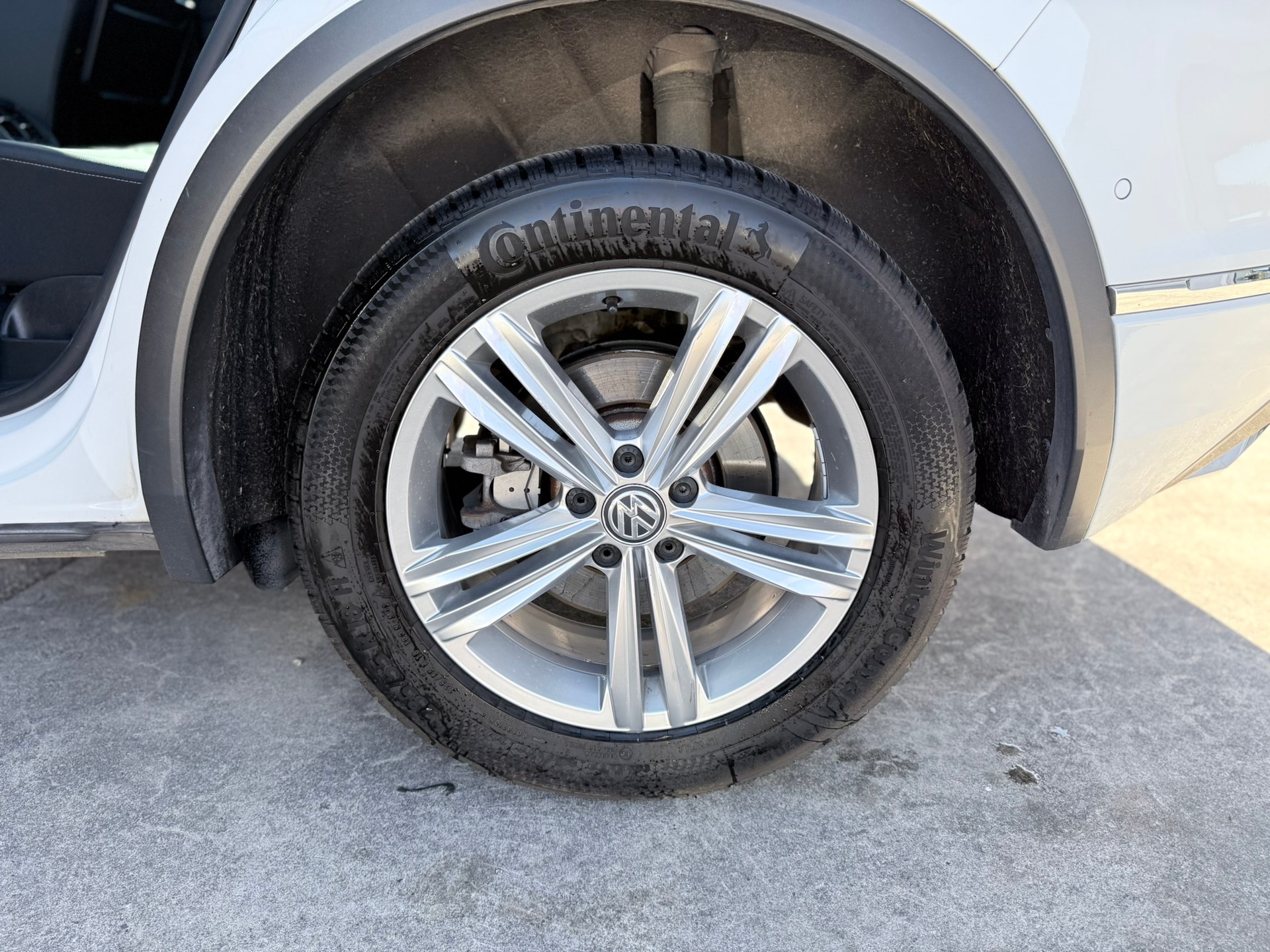 VW Tiguan 2.0 TDI SCR Highline 4Motion DSG-image-14