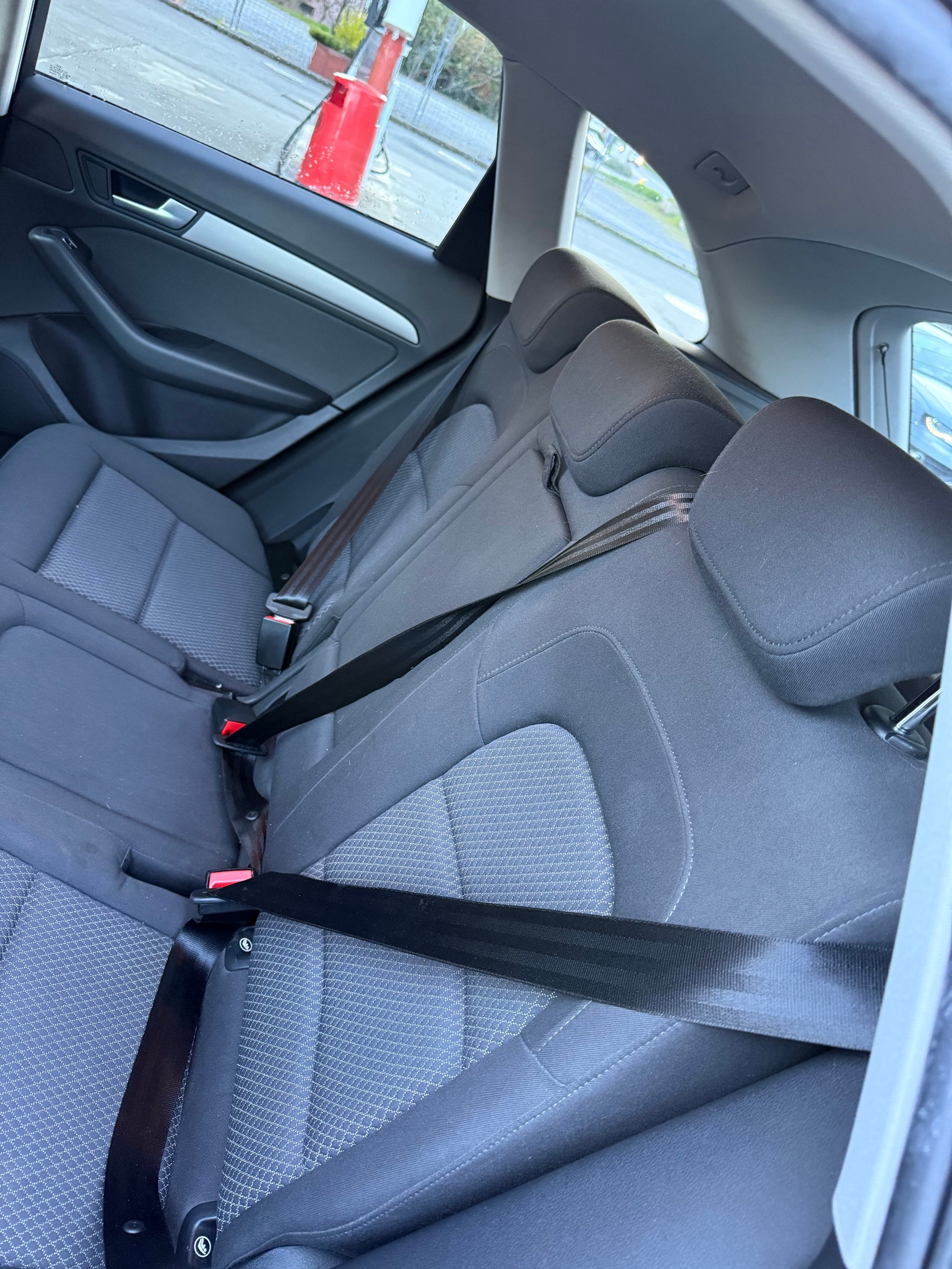 AUDI Q5 2.0 TDI quattro S-tronic-image-11
