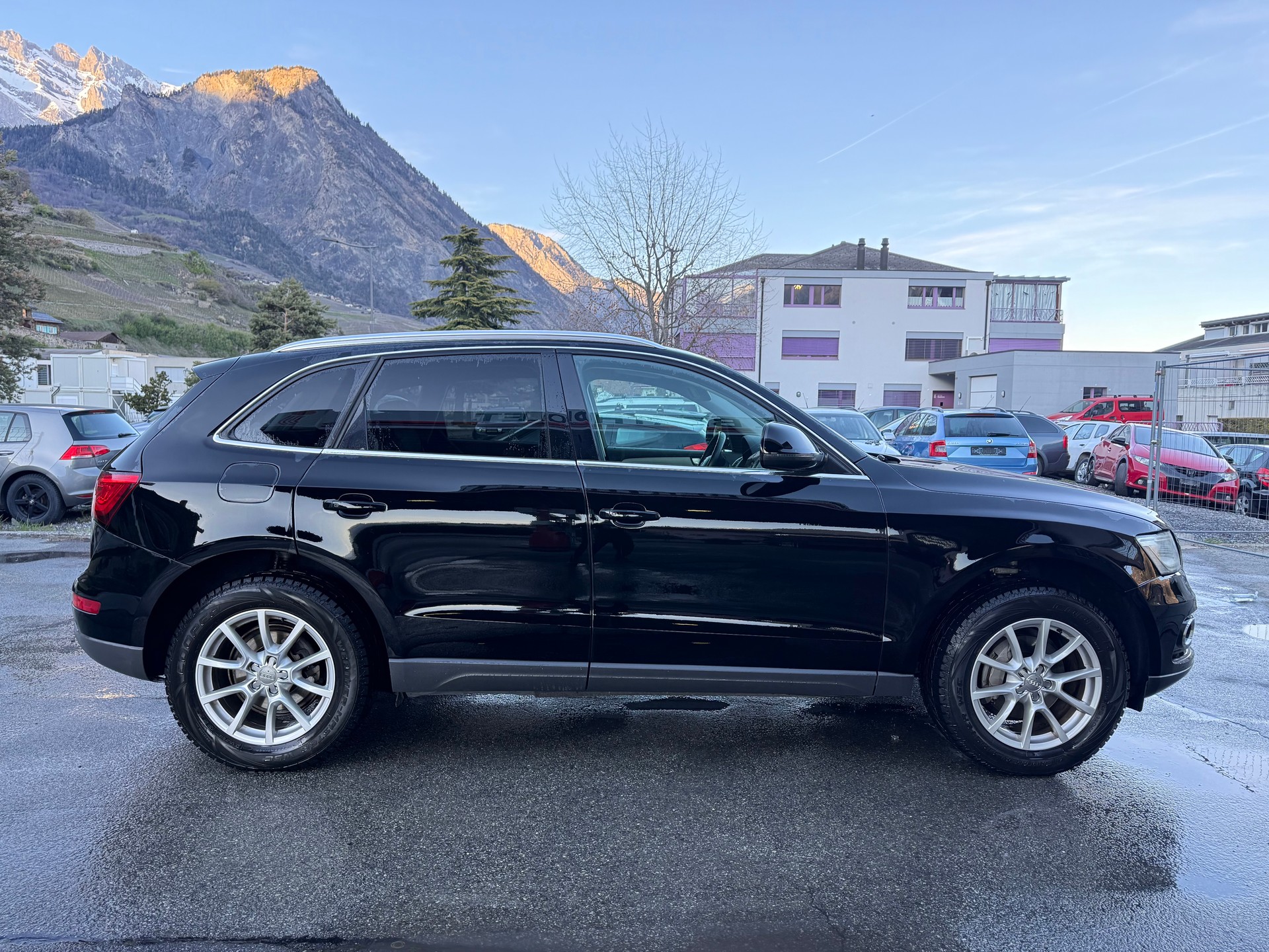 AUDI Q5 2.0 TDI quattro S-tronic-image-6
