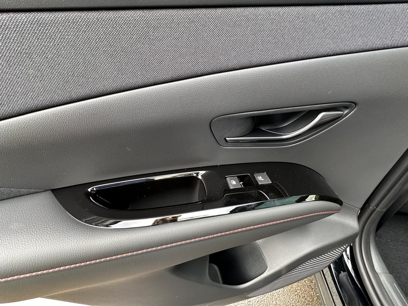 HYUNDAI Tucson 1.6 TGDI HEV N Line LUX pack 4WD-image-14