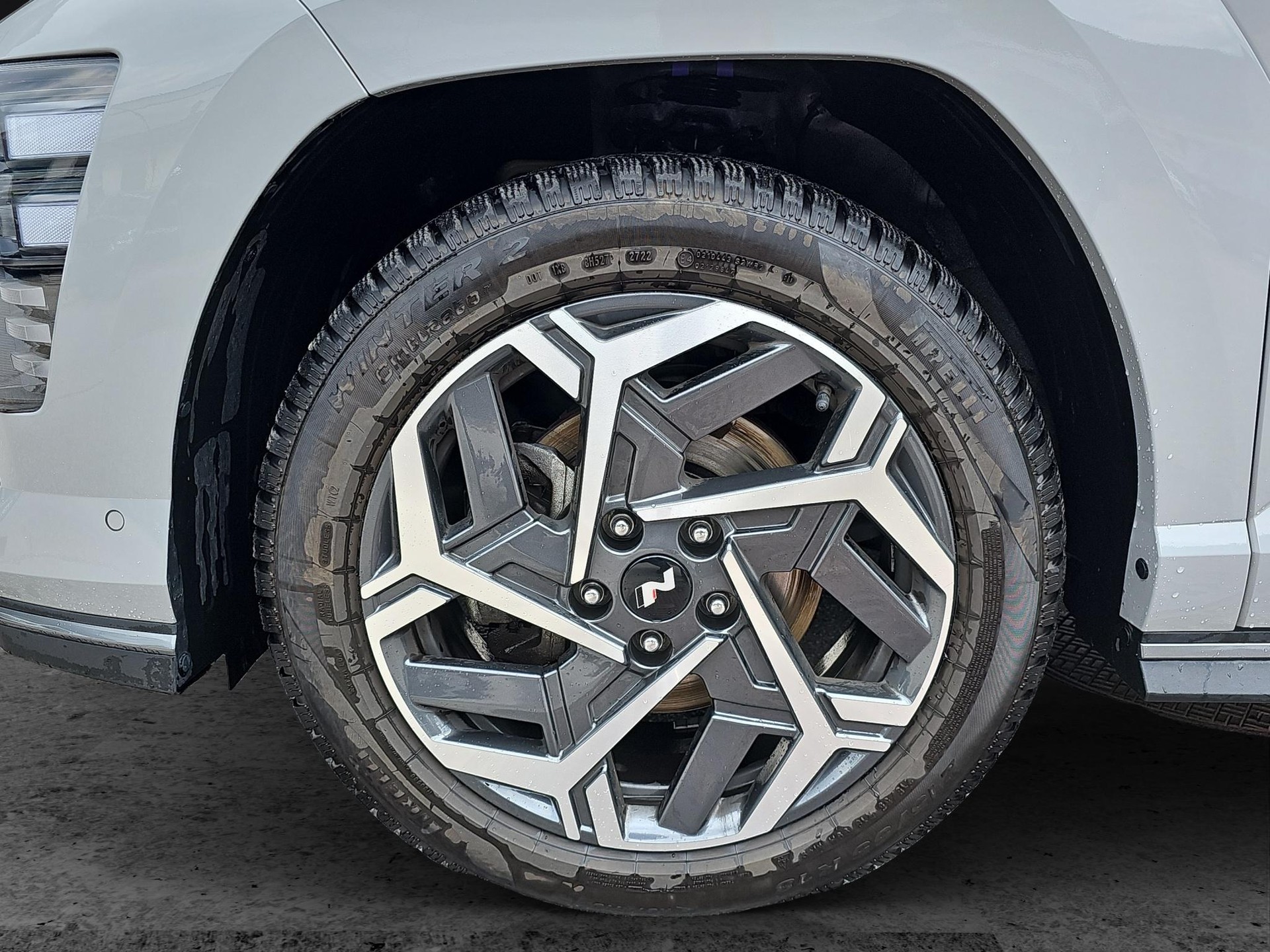 HYUNDAI Kona 1.6 GDi Hybrid N-Line-image-8