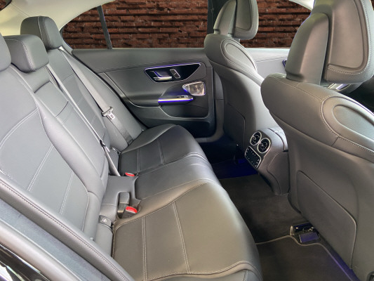 MERCEDES-BENZ C 200 4 Matic-image-13
