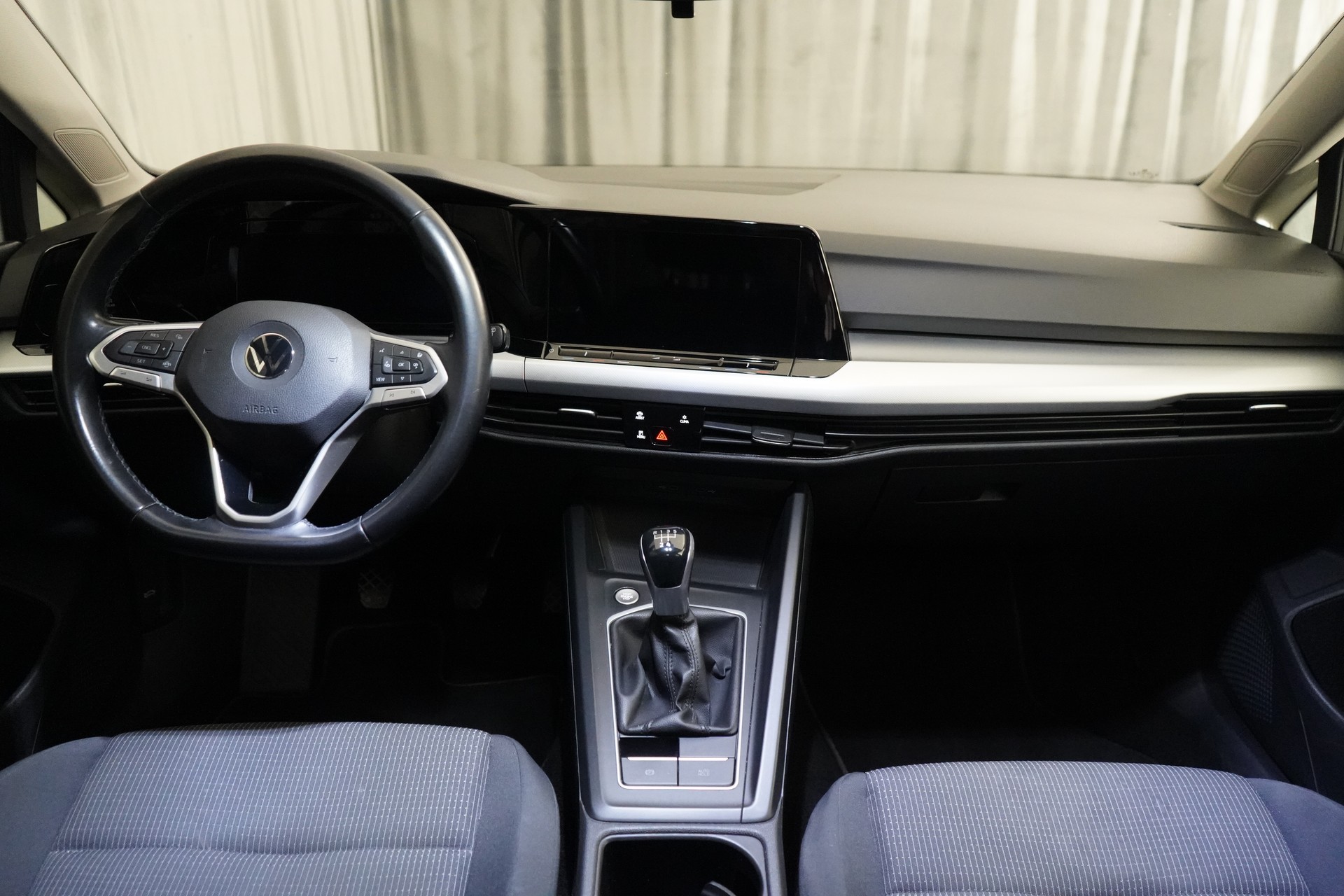 VW Golf 1.0 TSI Value-image-7