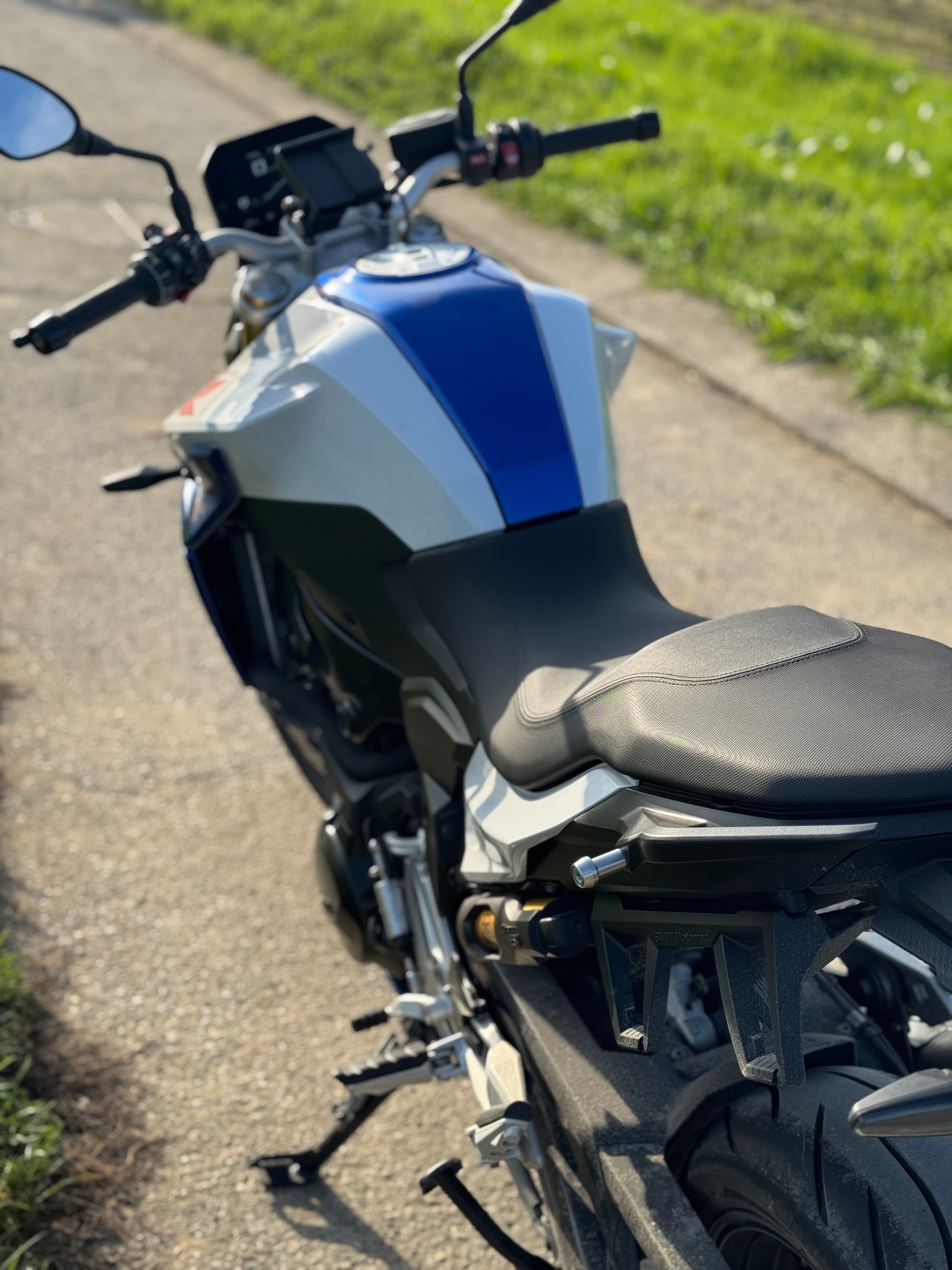 BMW F 900 R ABS-image-3