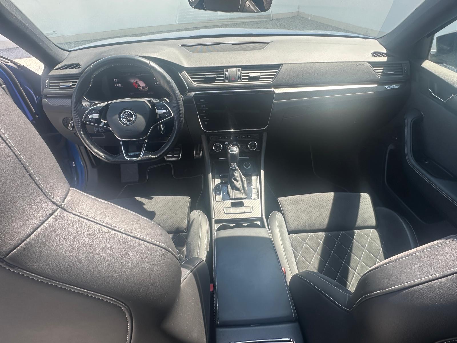 SKODA Superb 1.4 TSI Sport Line PHEV DSG-image-7