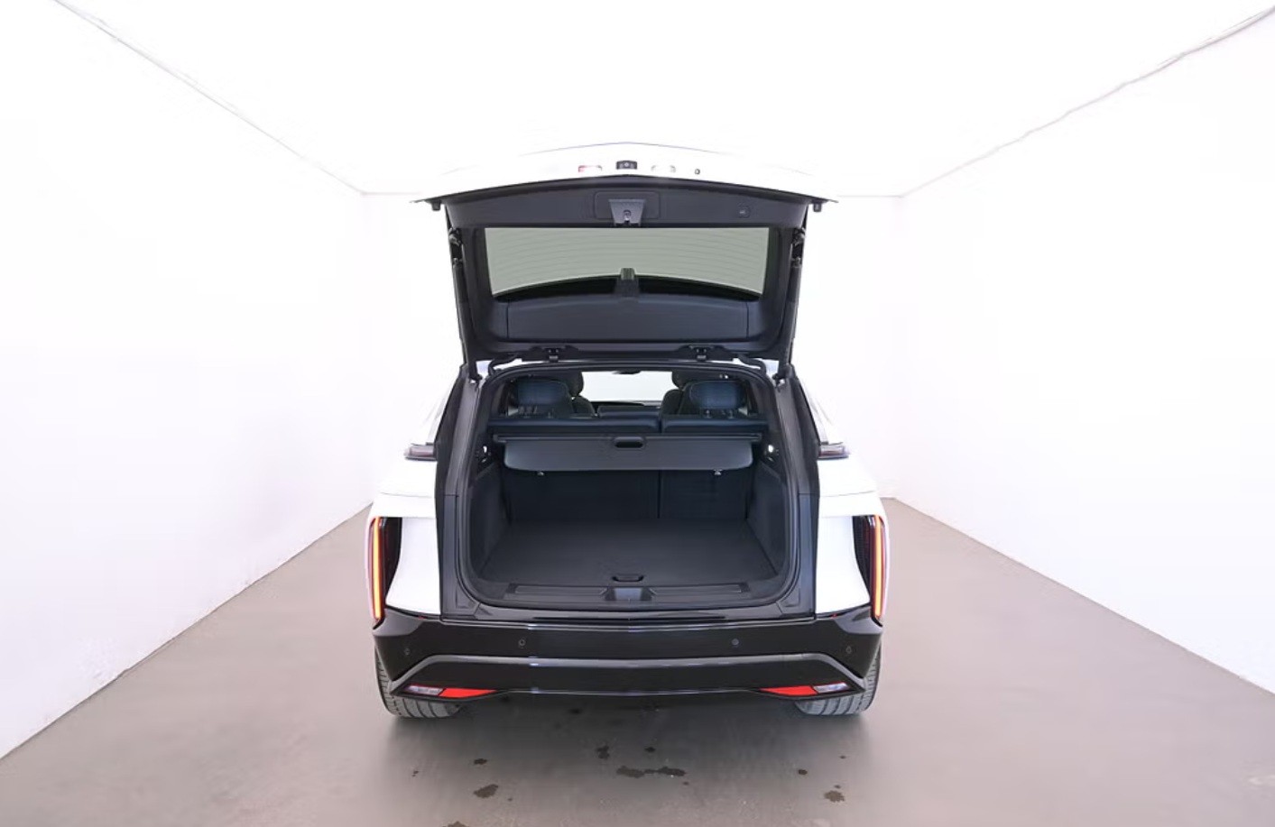 CADILLAC Lyriq Sport 102 kWh AWD-showroom-element-2