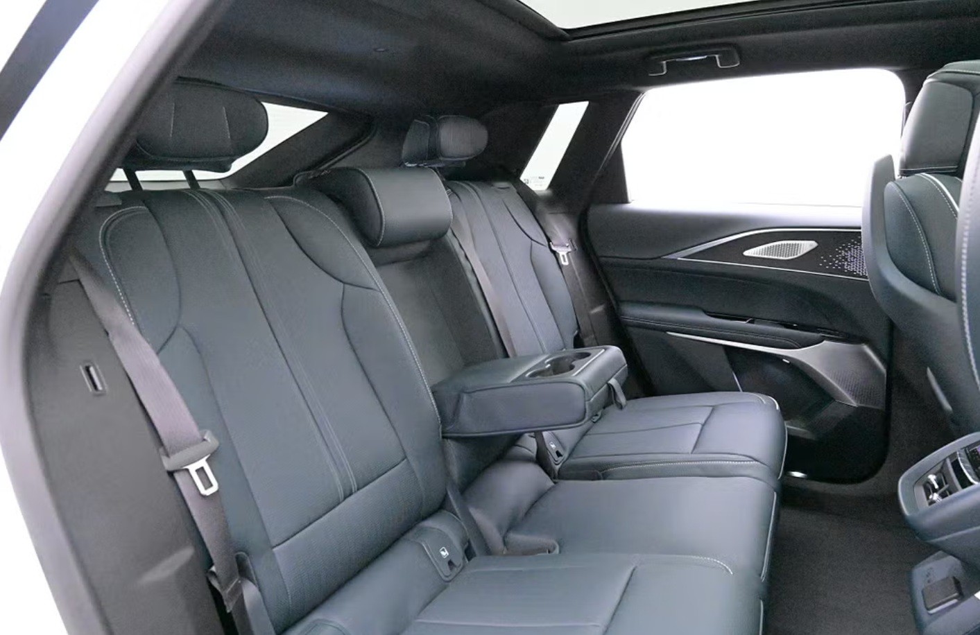 CADILLAC Lyriq Sport 102 kWh AWD-image-6