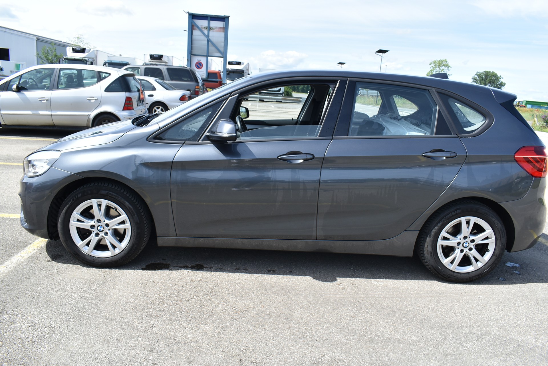 BMW 218d xDrive Active Tourer Steptronic-image-10