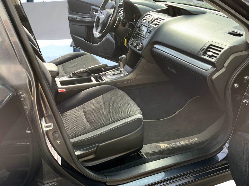 SUBARU XV 2.0i Swiss Two-image-11
