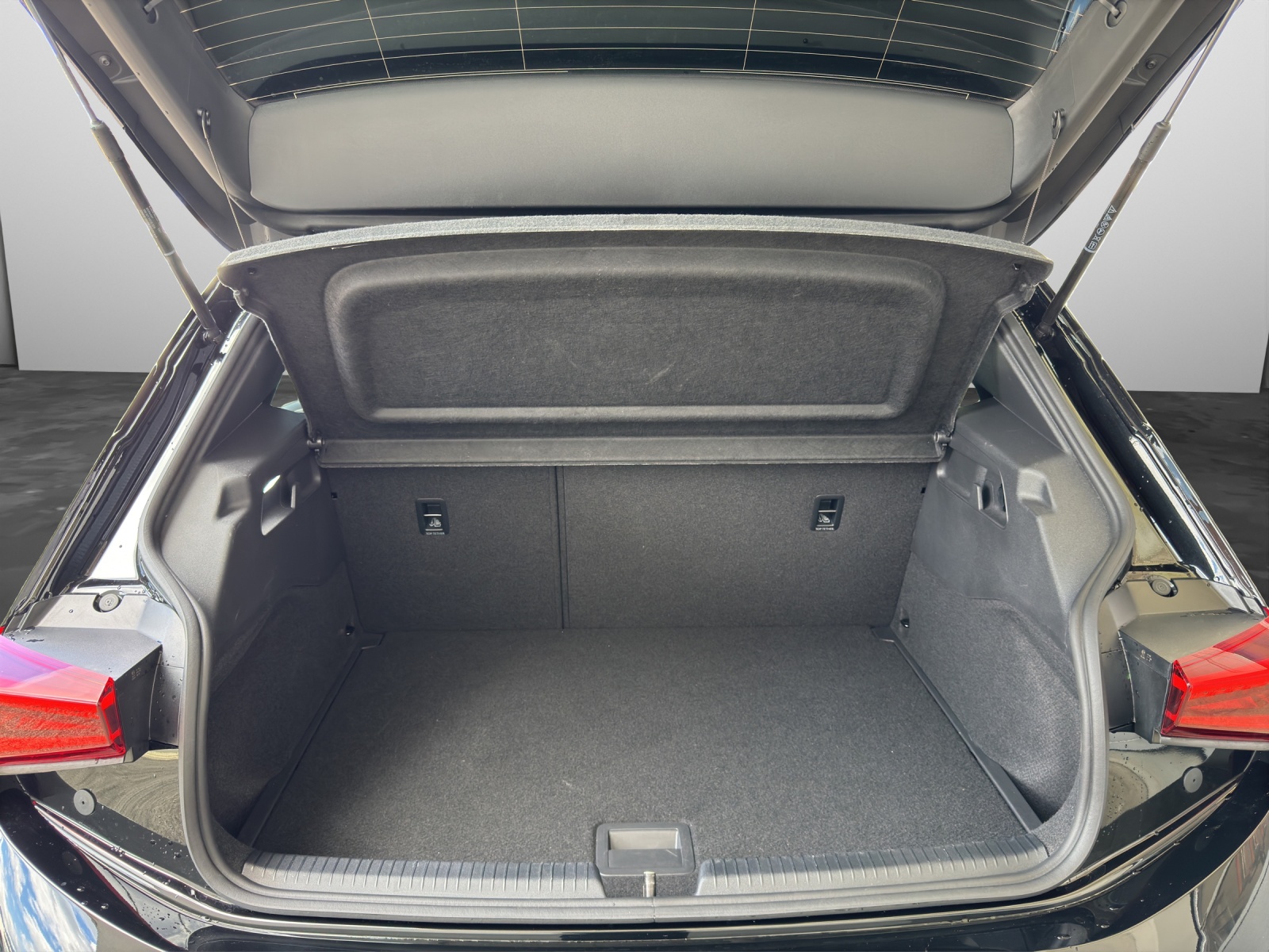 CUPRA Born Electric 59 kWh e-Boost-image-15