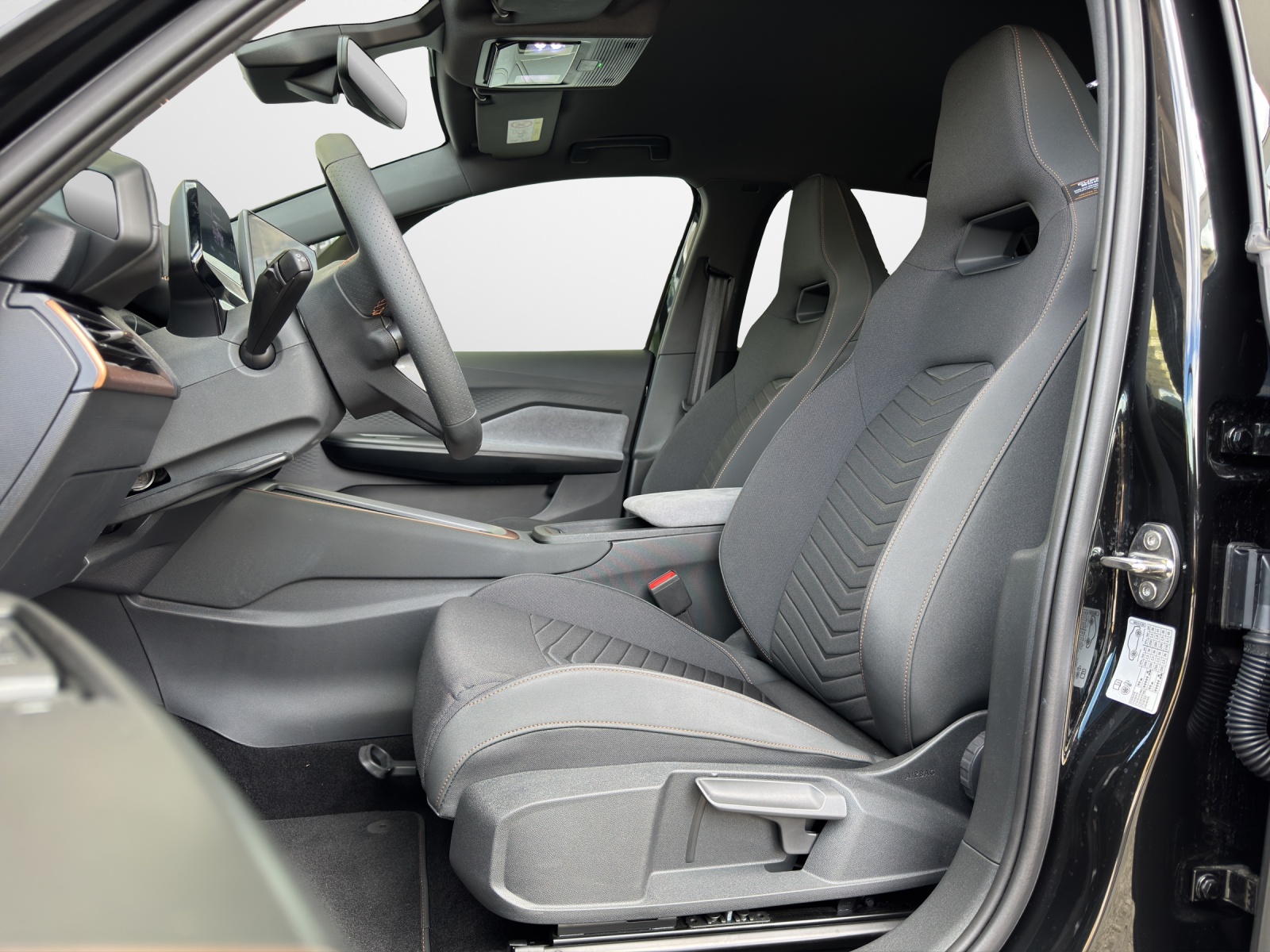 CUPRA Born Electric 59 kWh e-Boost-image-4