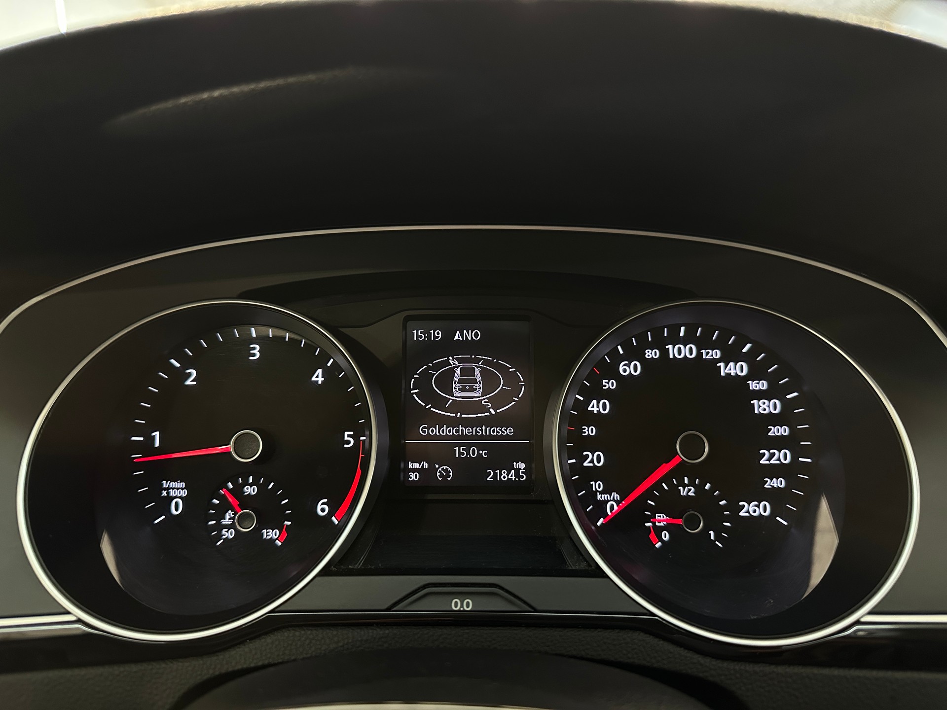 VW Passat Variant 2.0 TDI BMT Comfortline-image-26