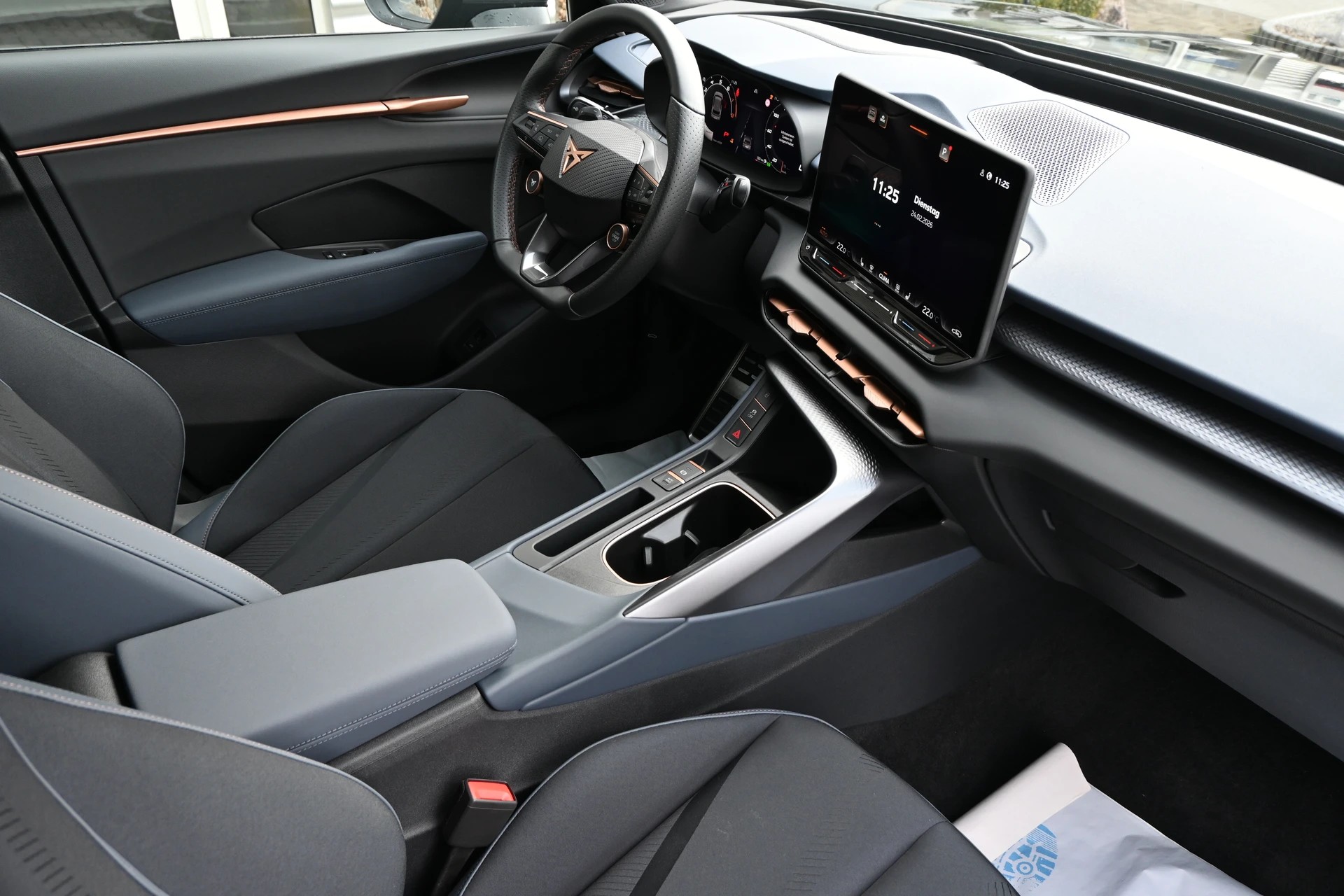 CUPRA Terramar 2.0 TSI DSG 4Drive VZ 265PS + AHK für 2200kg-image-11
