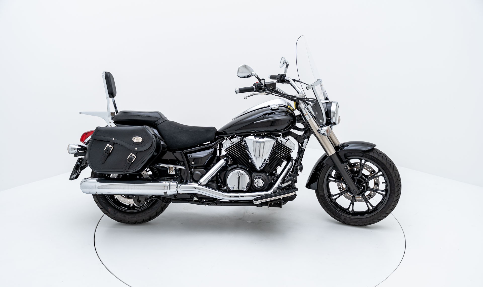 YAMAHA XVS 950 A Midnight Star