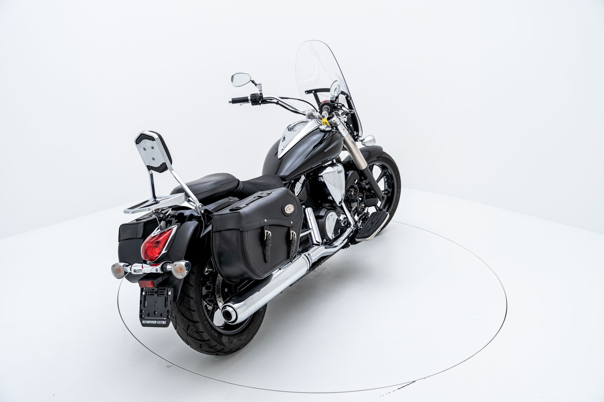 YAMAHA XVS 950 A Midnight Star-showroom-element-3