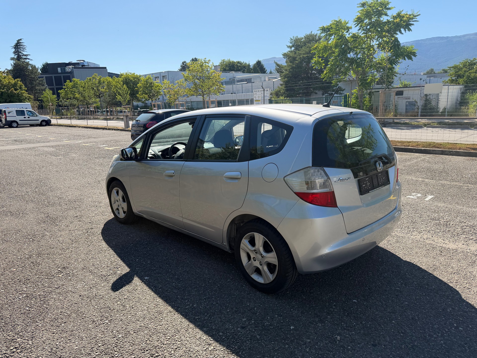 HONDA Jazz 1.4i Exclusive i-Shift-image-6