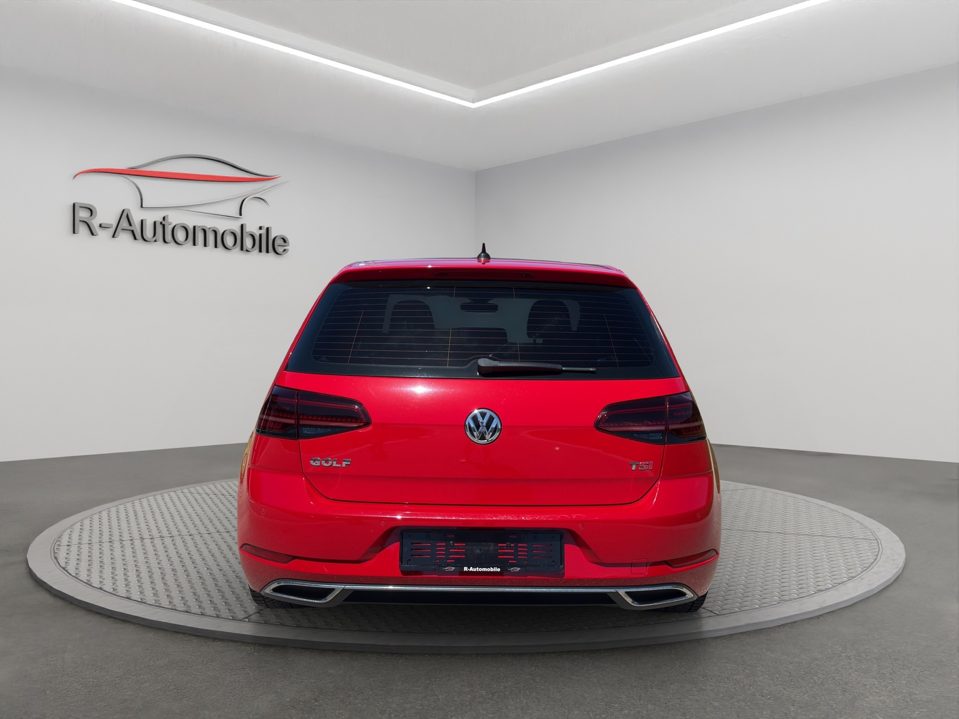 VW Golf 1.5 TSI EVO Highline-image-3