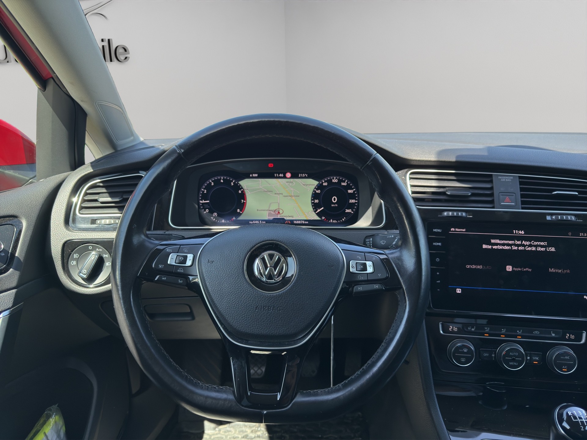 VW Golf 1.5 TSI EVO Highline-image-9