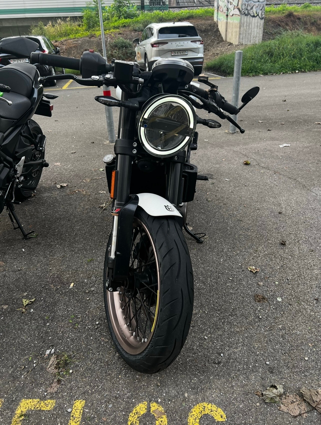 HUSQVARNA Vitpilen 401-image-1