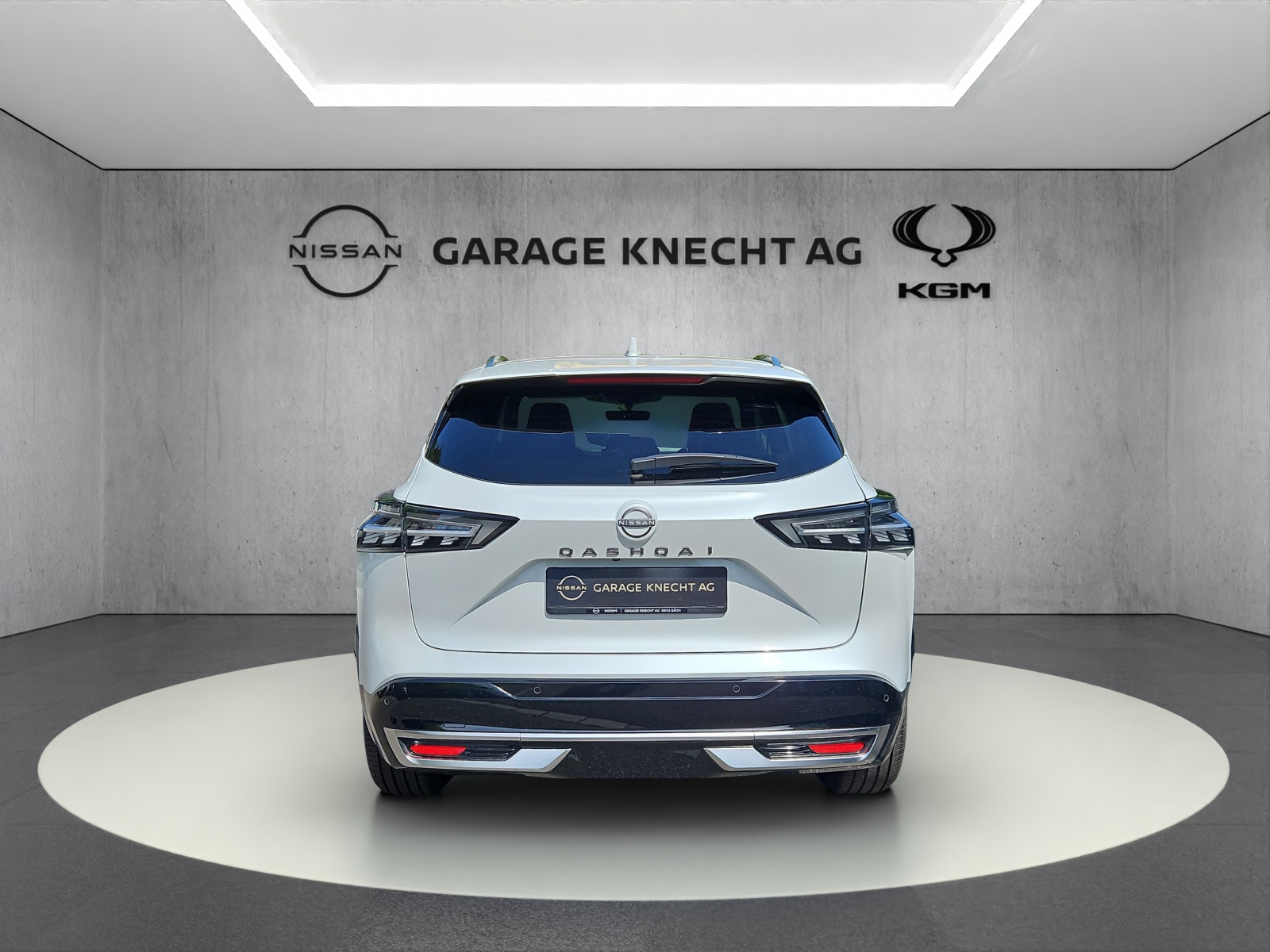 NISSAN Qashqai 1.3 DIG-T Tekna+ 4x4-image-6