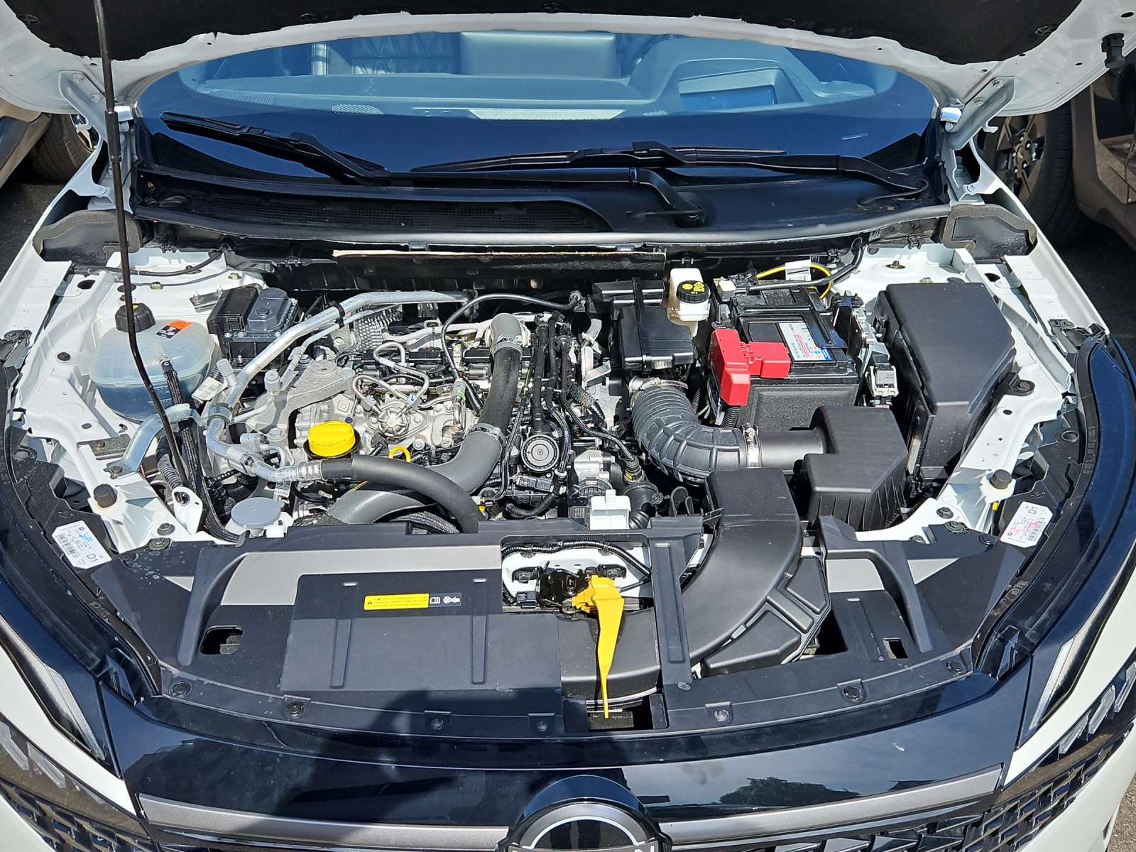 NISSAN Qashqai 1.3 DIG-T Tekna+ 4x4-image-15
