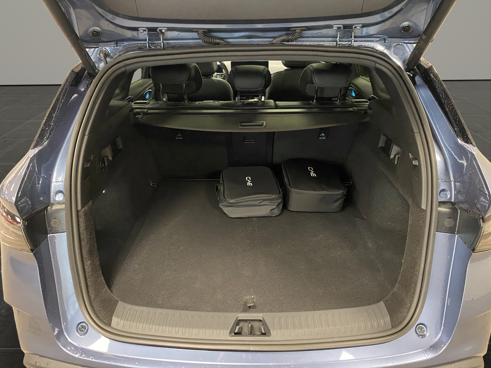 BYD Seal 6 DM-i Touring Comfort-image-5